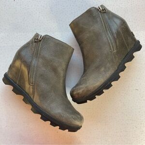 Sorel Joan Of Arctic Wedge II Zip Bootie Quarry Size 9.5